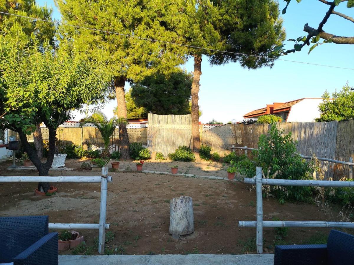 Villa Mina Con Vasca Idromassaggio Tarent Zewnętrze zdjęcie