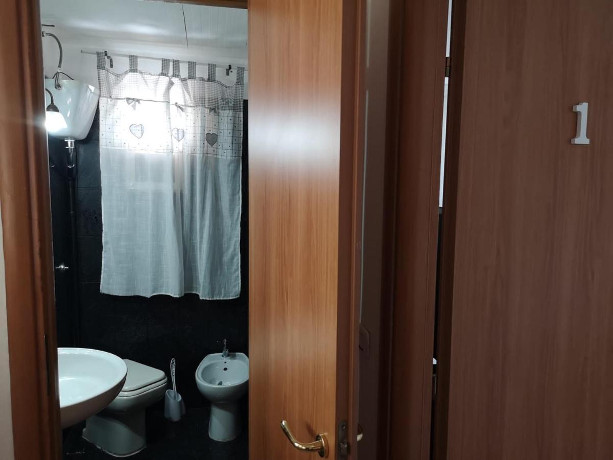 Villa Mina Con Vasca Idromassaggio Tarent Zewnętrze zdjęcie
